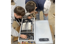 Обзор настенного двухконтурного газового котла Очаг
